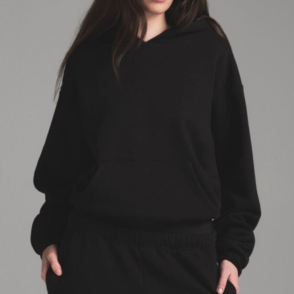 SKIMS Cotton Fleece Classic Pullover Hoodie in Onyx Size XS